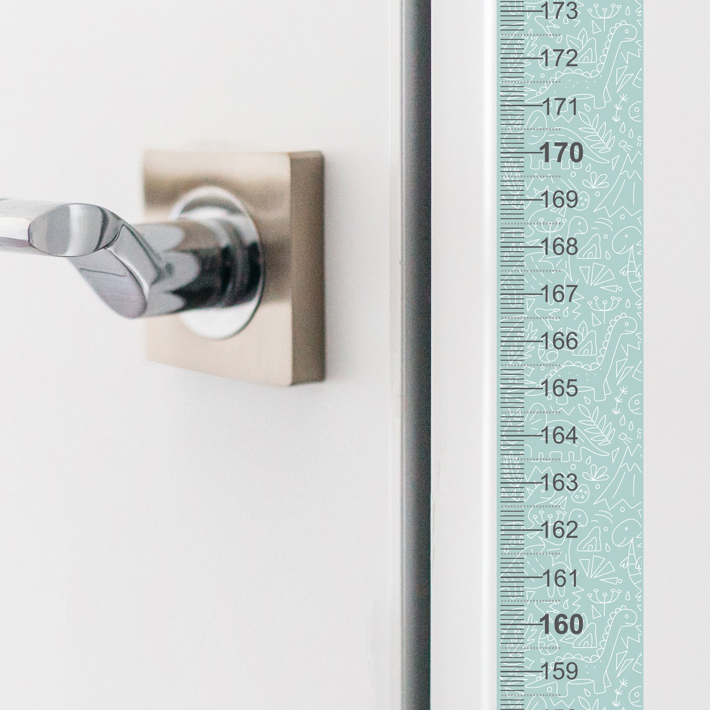 Green dinosaur design - Door frame height chart