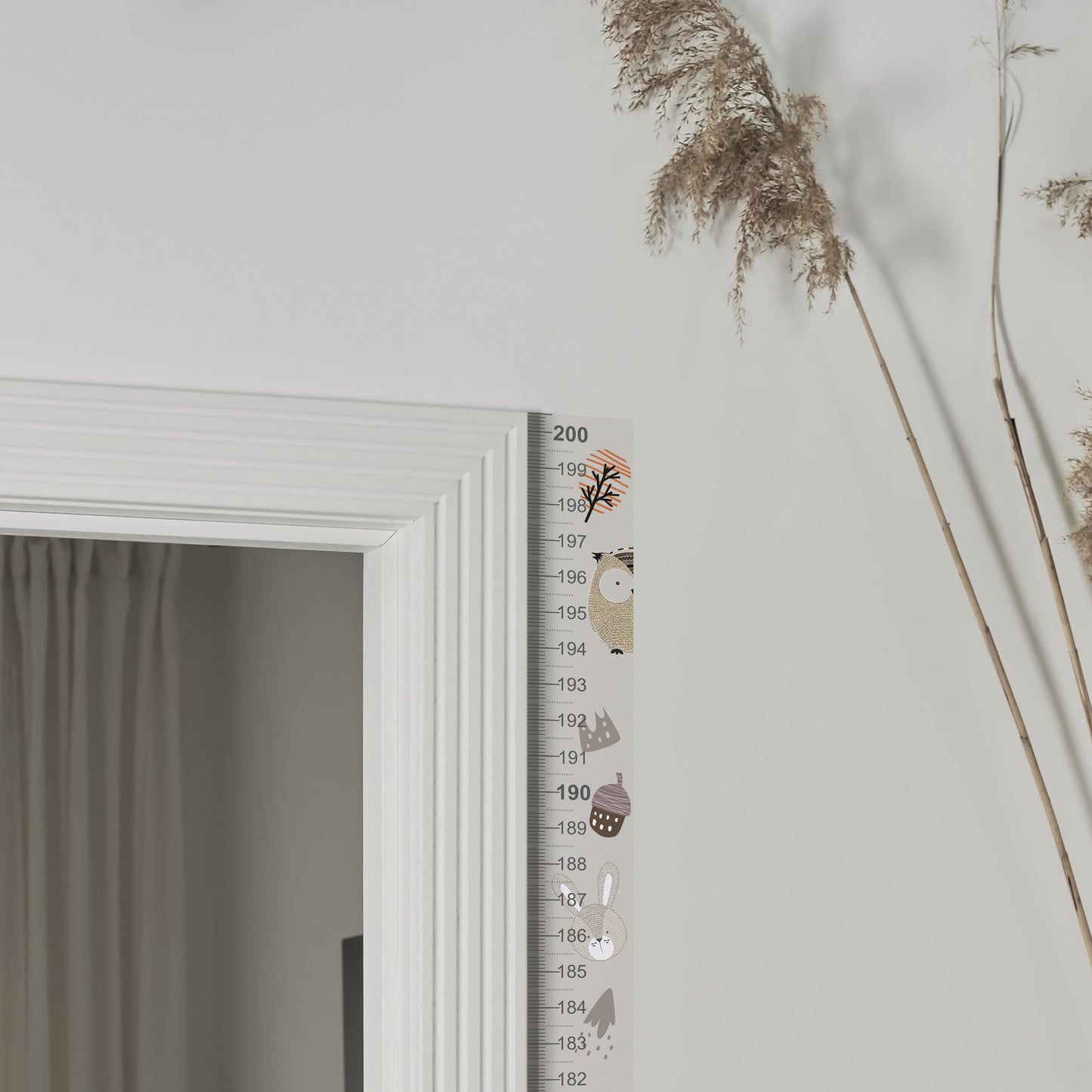 Forest animal design - Door frame height chart