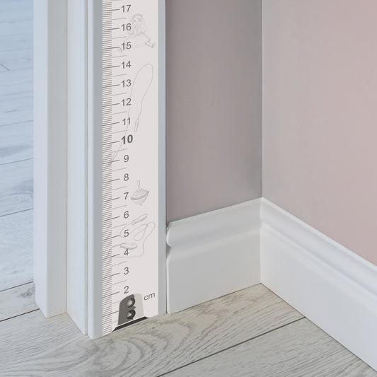 Vintage girl toy design - Door frame height chart